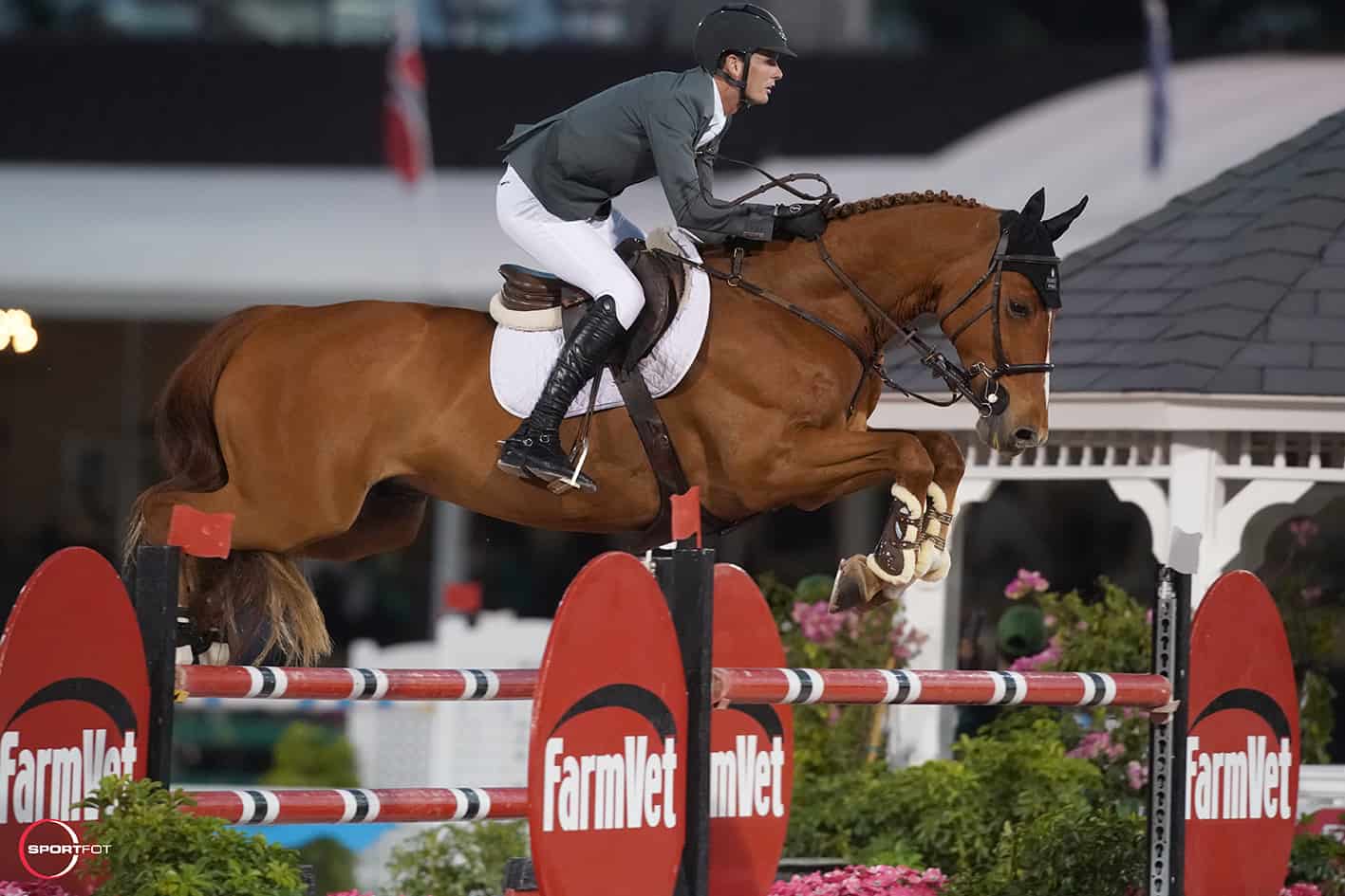 Spencer Smith Is Only Clear to Win the $132,000 Horseware Ireland Grand Prix CSI 3*